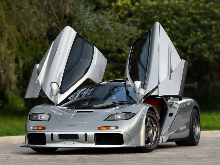 1998 McLaren F1 - Image 12 of 31