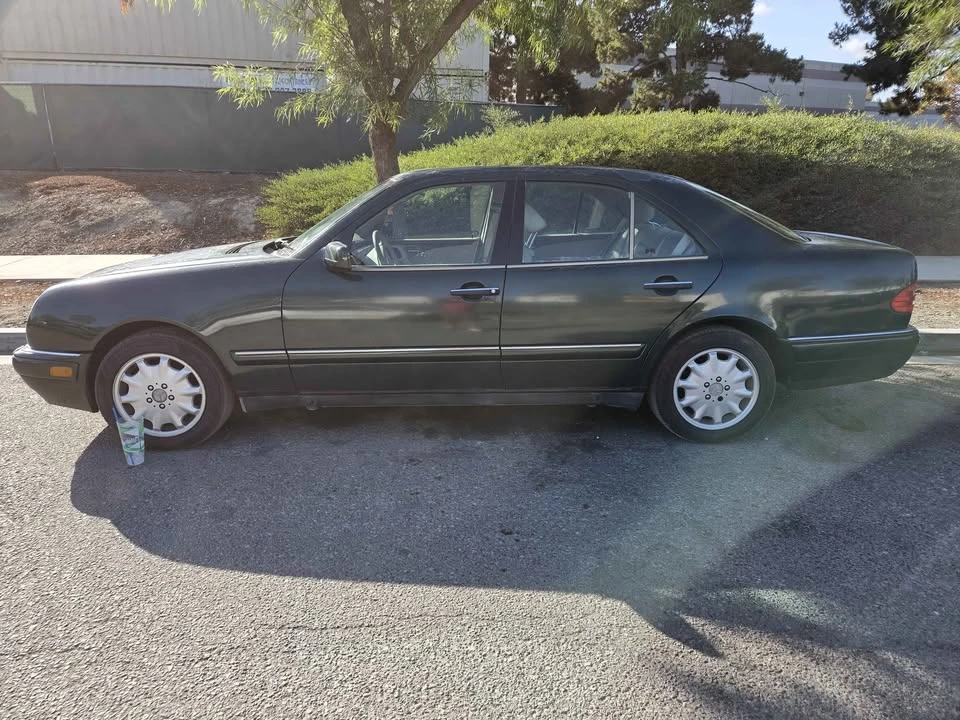 1998 Mercedes-Benz W210 E-Class - Image 2 of 11
