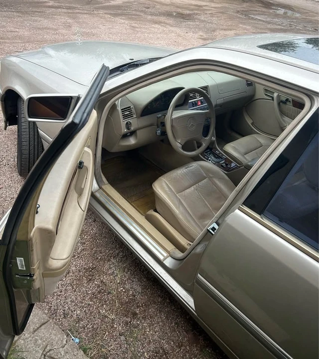 1998 Mercedes-Benz W202 C-Class - Image 3 of 4