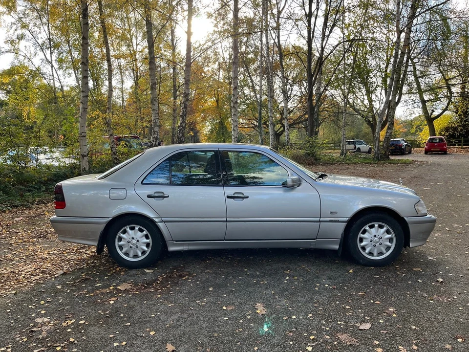 1998 Mercedes-Benz W202 C-Class - Image 2 of 30