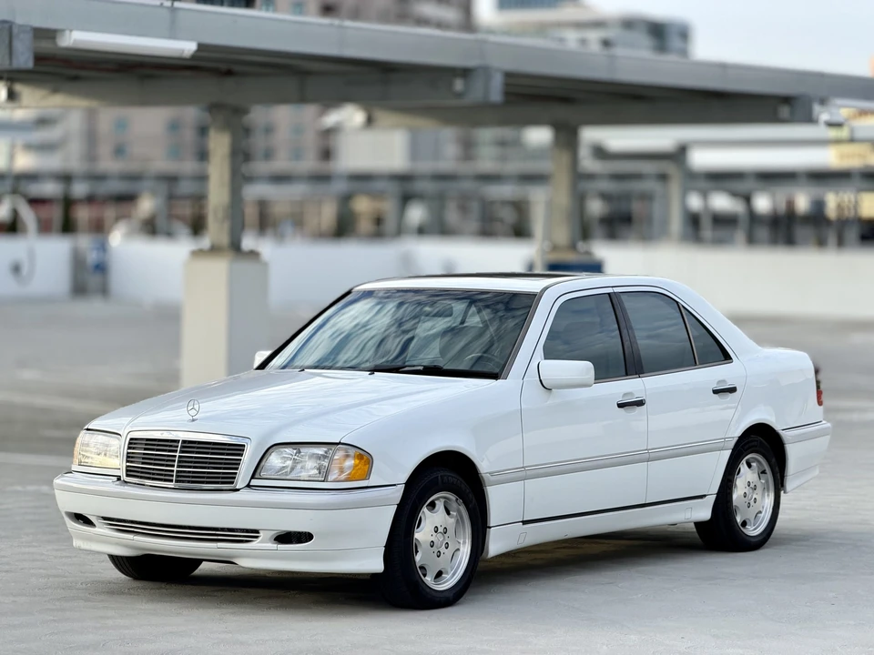 1998 Mercedes-Benz W202 C-Class - Image 2 of 31