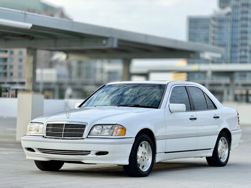 1998 Mercedes-Benz W202 C-Class - Image 4 of 31