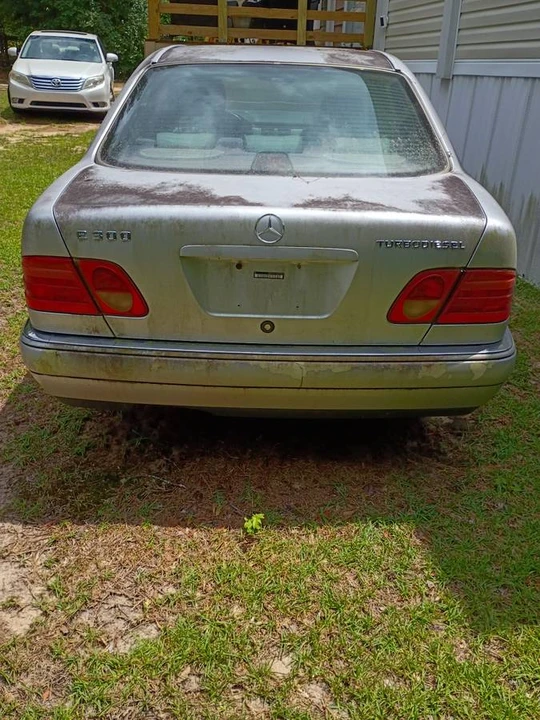 1998 Mercedes-Benz W210 E-Class - Image 2 of 10