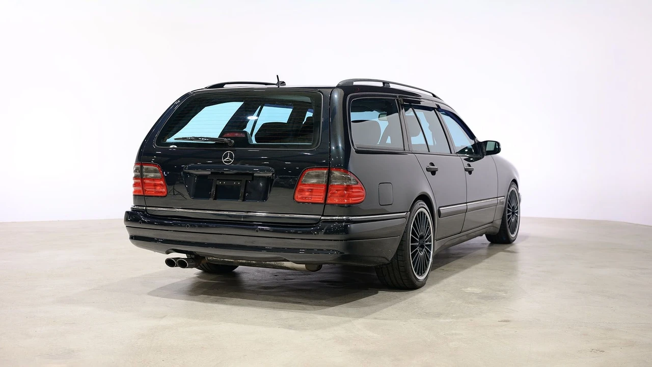 1998 Mercedes-Benz W210 E 36 & E 50 & E 55 & E 60 AMG - Image 12 of 31