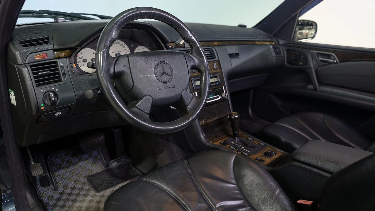 1998 Mercedes-Benz W210 E 36 & E 50 & E 55 & E 60 AMG - Image 8 of 31