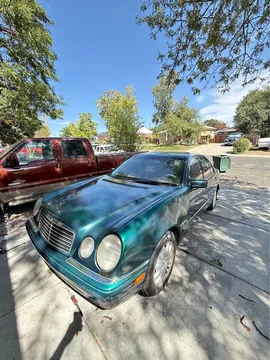 1998 Mercedes-Benz E-Class E 320 4MATIC Sedan 4D
