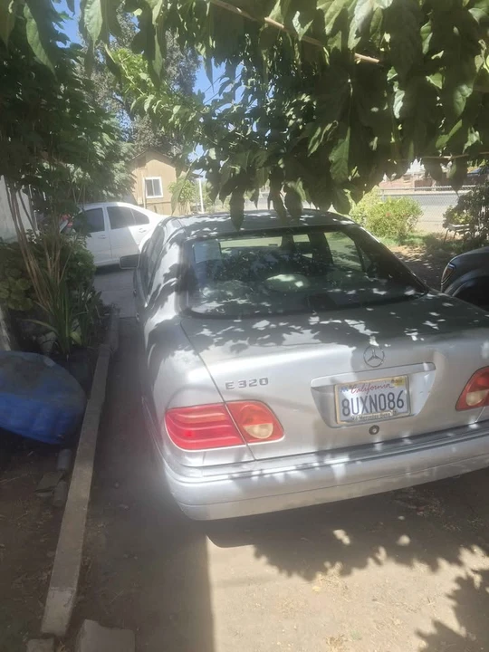 1998 Mercedes-Benz W210 E-Class - Image 2 of 3