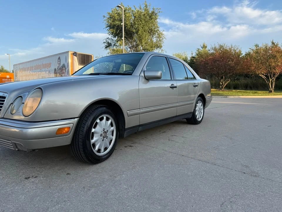 1998 Mercedes-Benz W210 E-Class - Image 2 of 14