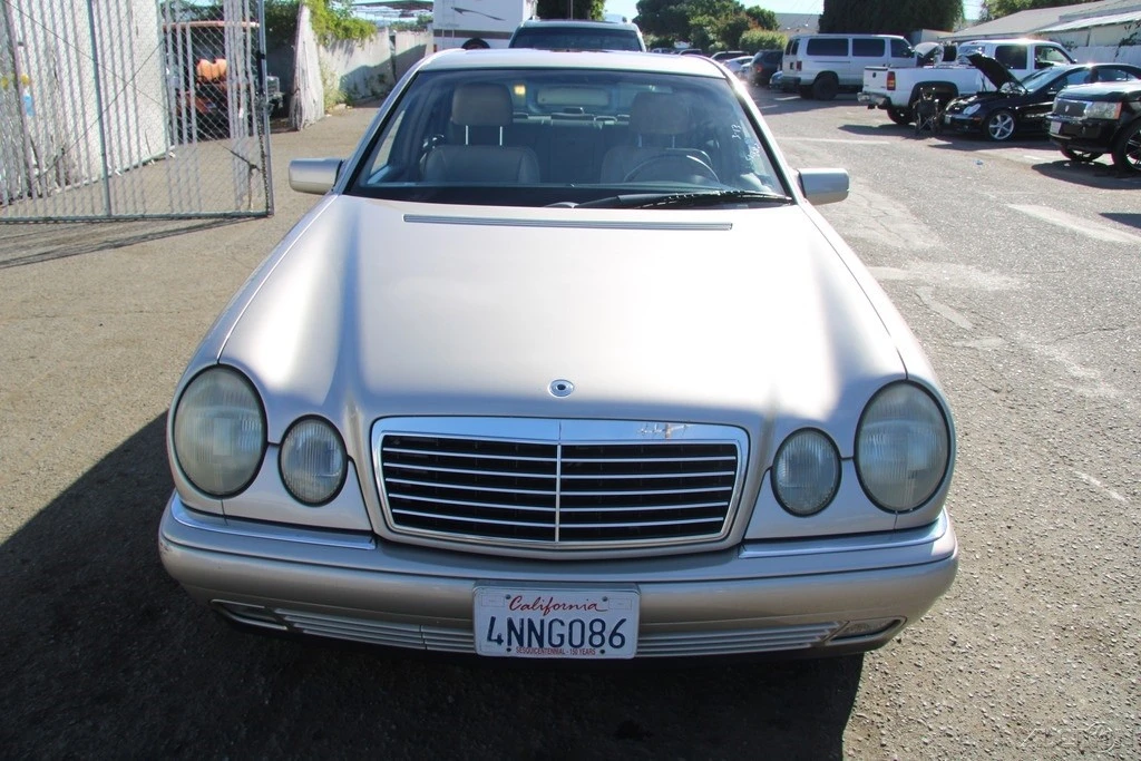 1998 Mercedes-Benz W210 E-Class - Image 12 of 21