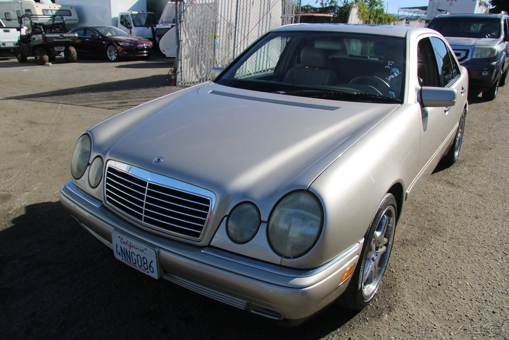 1998 Mercedes-Benz W210 E-Class - Image 2 of 21