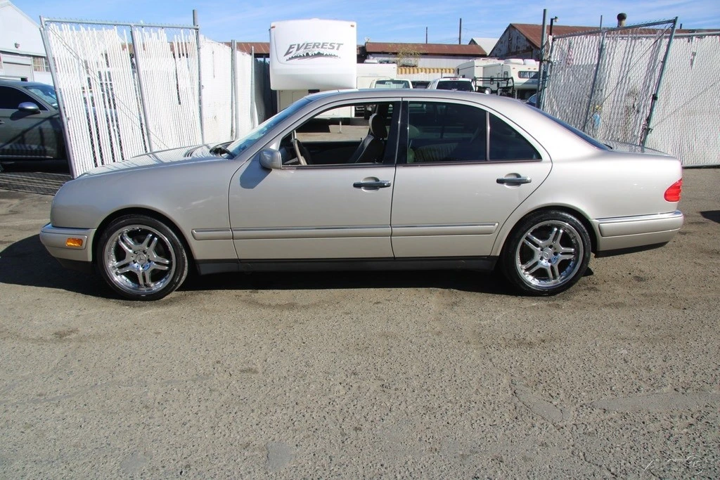 1998 Mercedes-Benz W210 E-Class - Image 3 of 21