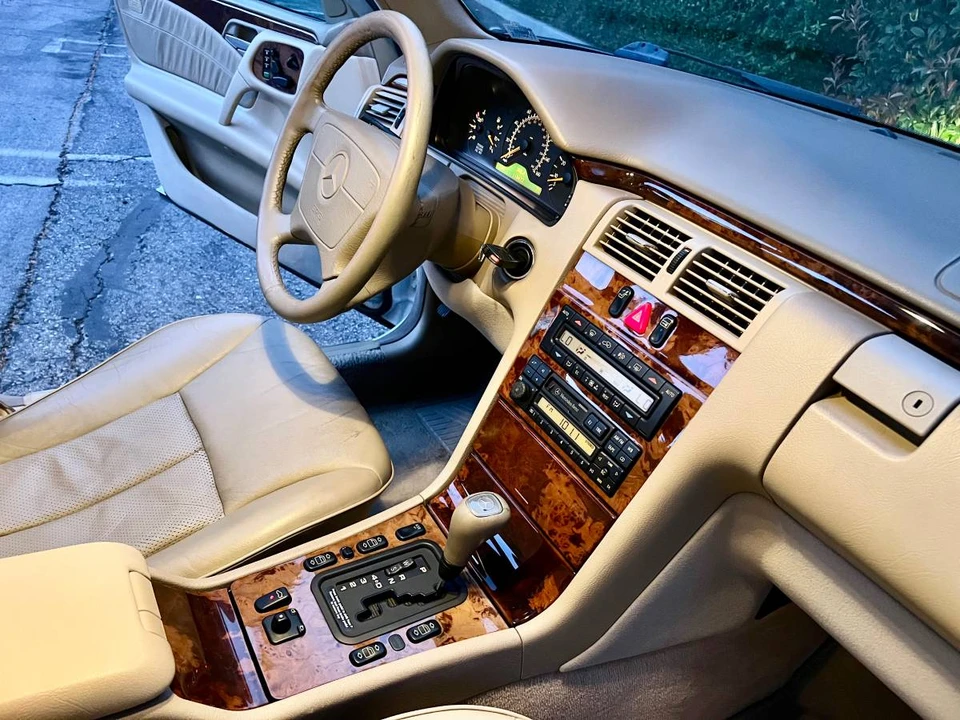 1998 Mercedes-Benz W210 E-Class - Image 18 of 24