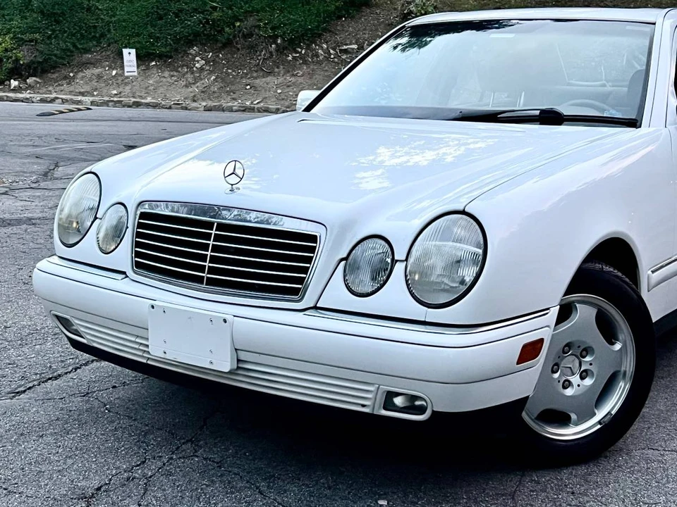 1998 Mercedes-Benz W210 E-Class - Image 4 of 24