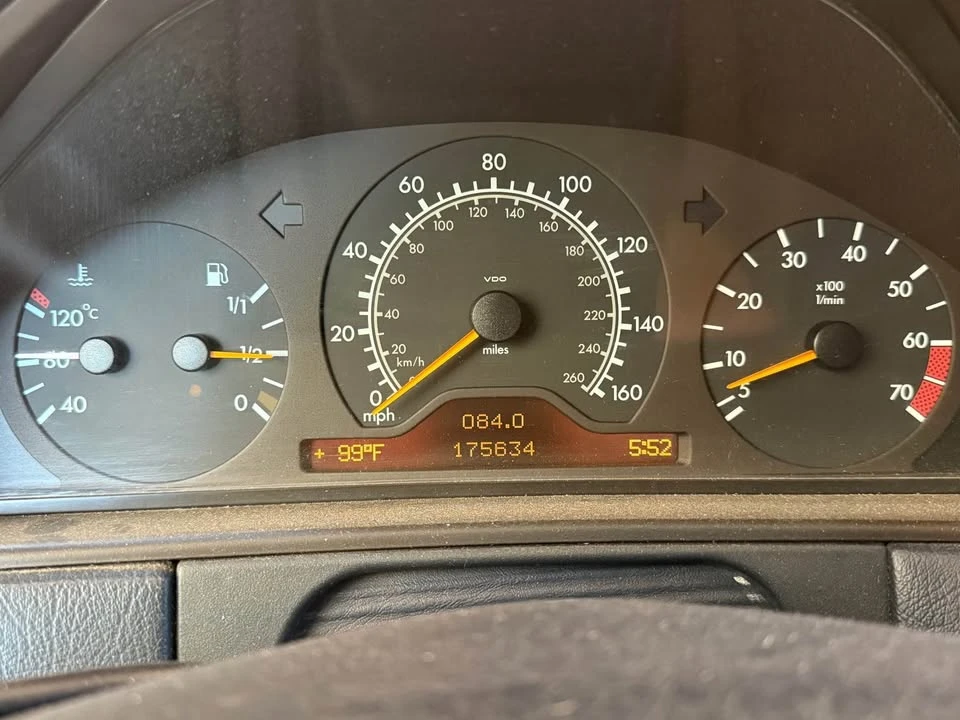 1998 Mercedes-Benz W210 E-Class - Image 6 of 7