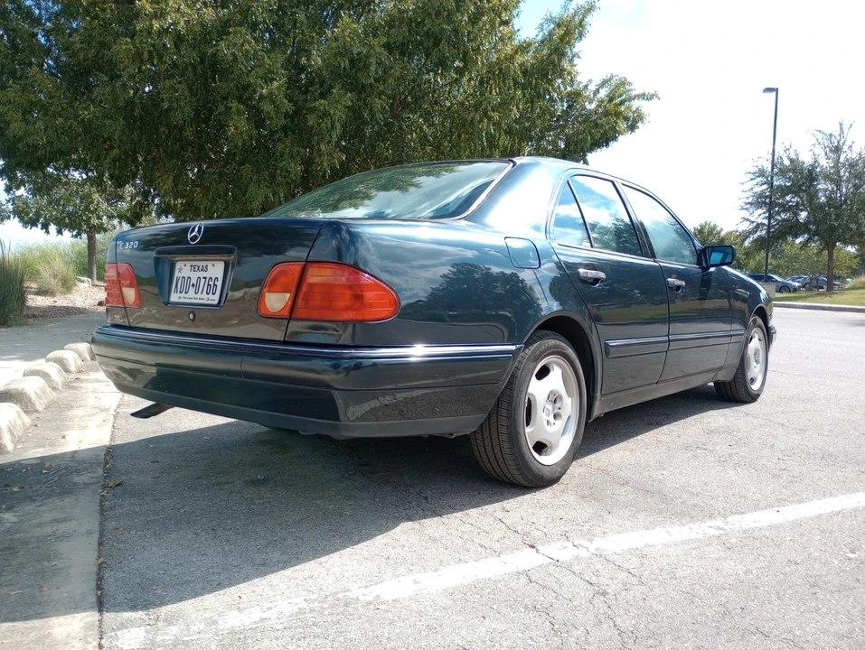 1998 Mercedes-Benz W210 E-Class - Image 3 of 20