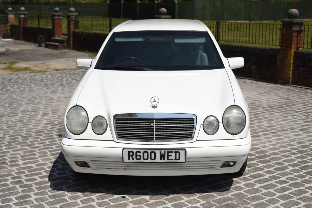 1998 Mercedes-Benz W210 E-Class - Image 3 of 30