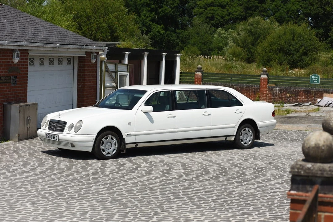 1998 Mercedes-Benz W210 E-Class - Image 16 of 30