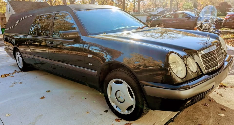 1998 Mercedes-Benz W210 E-Class - Image 2 of 20
