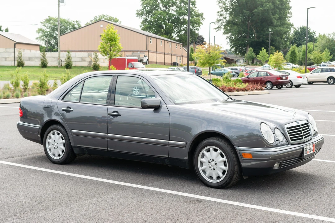 1998 Mercedes-Benz W210 E-Class - Image 3 of 31