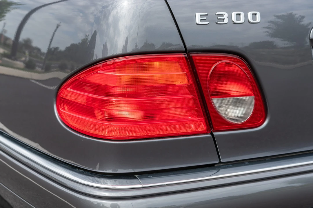 1998 Mercedes-Benz W210 E-Class - Image 14 of 31