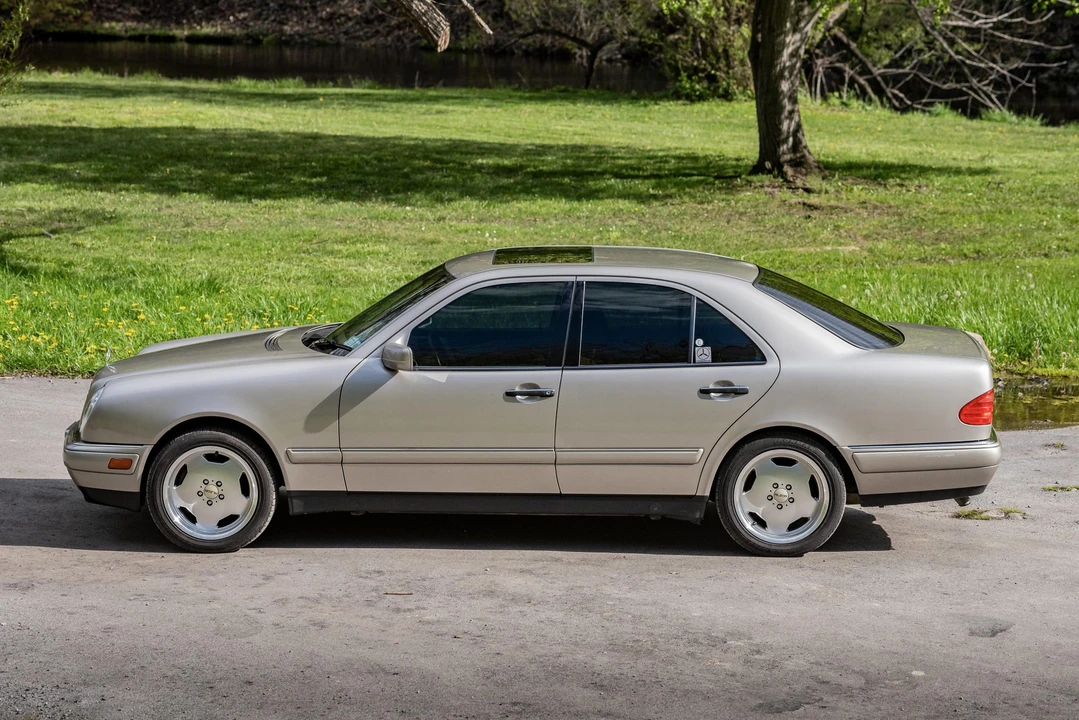 1998 Mercedes-Benz W210 E-Class - Image 6 of 31