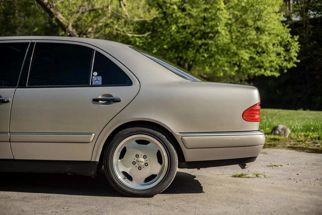 1998 Mercedes-Benz W210 E-Class - Image 25 of 31