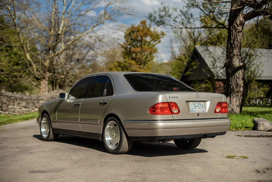 1998 Mercedes-Benz W210 E-Class - Image 10 of 31