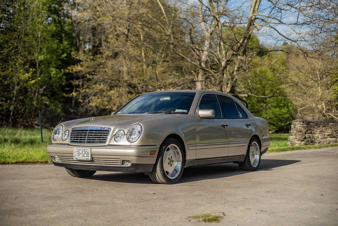 1998 Mercedes-Benz W210 E-Class - Image 2 of 31