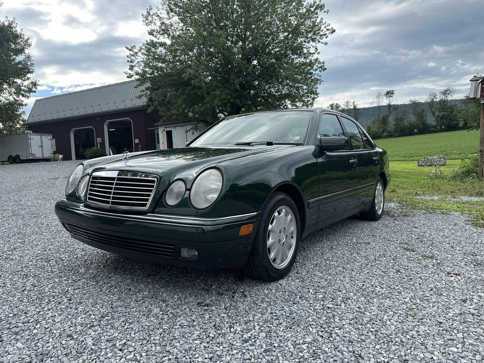 1998 Mercedes-Benz W210 E-Class - Image 2 of 31