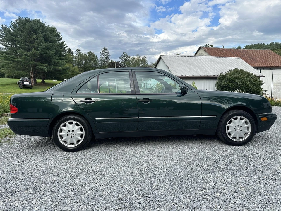 1998 Mercedes-Benz W210 E-Class - Image 10 of 31