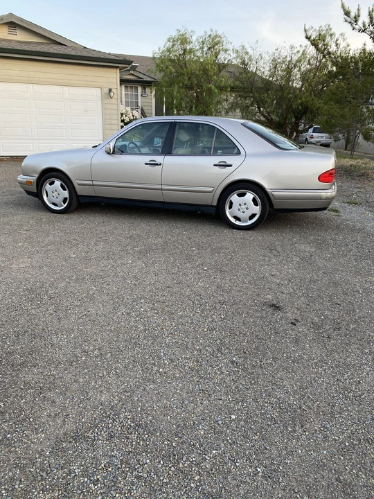 1998 Mercedes-Benz W210 E-Class - Image 13 of 31