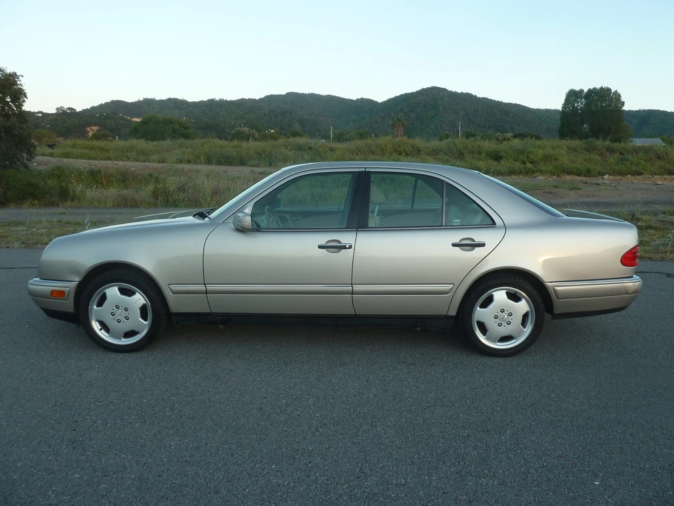 1998 Mercedes-Benz W210 E-Class - Image 15 of 31
