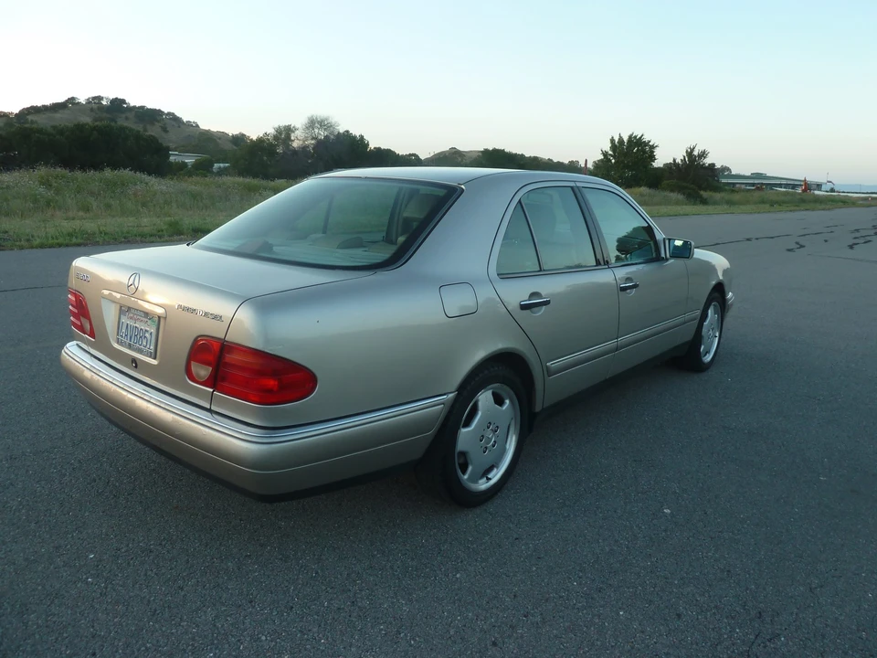 1998 Mercedes-Benz W210 E-Class - Image 27 of 31