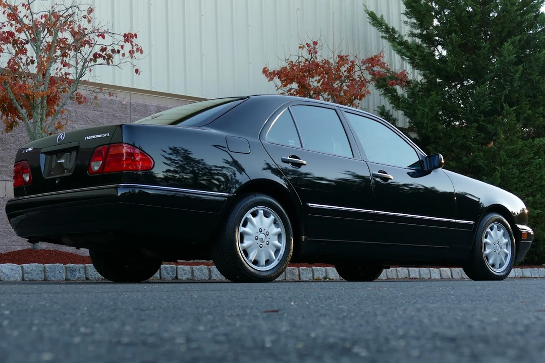 1998 Mercedes-Benz W210 E-Class - Image 11 of 31