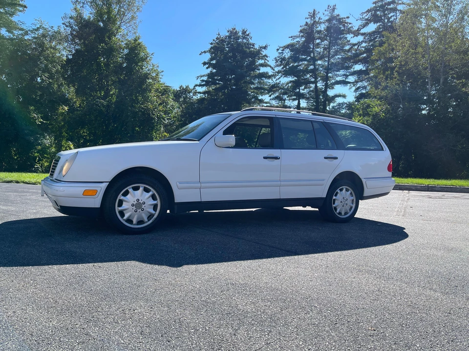 1998 Mercedes-Benz W210 E-Class - Image 11 of 31