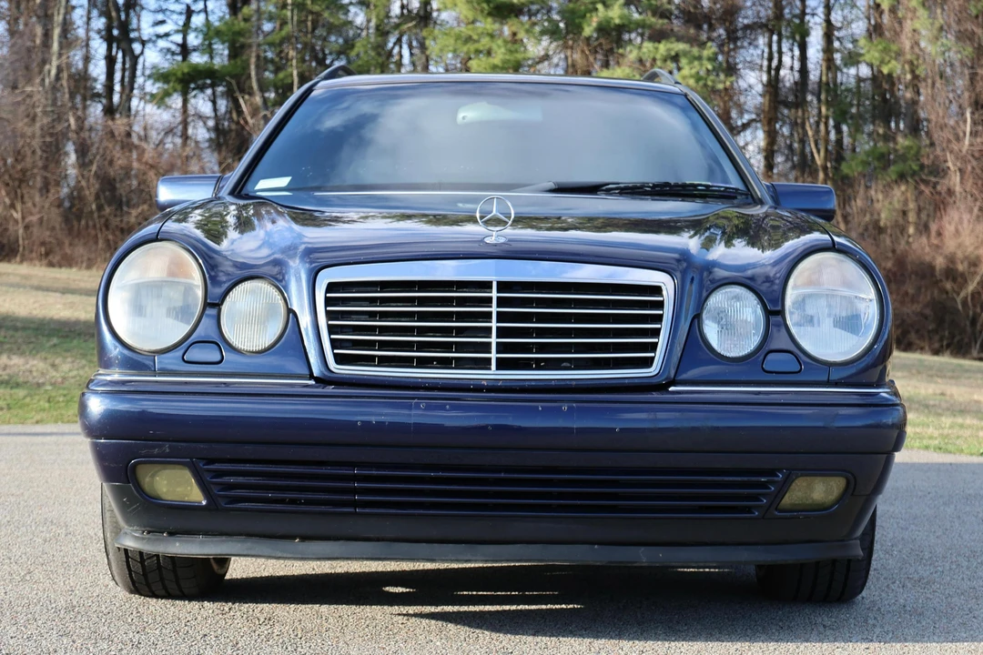 1998 Mercedes-Benz W210 E-Class - Image 2 of 31