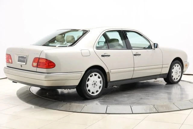 1998 Mercedes-Benz W210 E-Class - Image 4 of 21