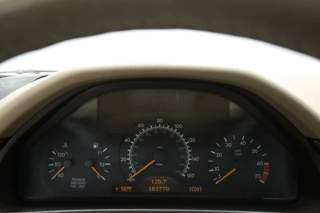 1998 Mercedes-Benz W210 E-Class - Image 14 of 21