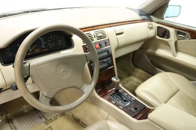 1998 Mercedes-Benz W210 E-Class - Image 2 of 21