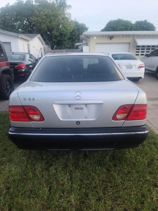 1998 Mercedes-Benz W210 E-Class - Image 4 of 8