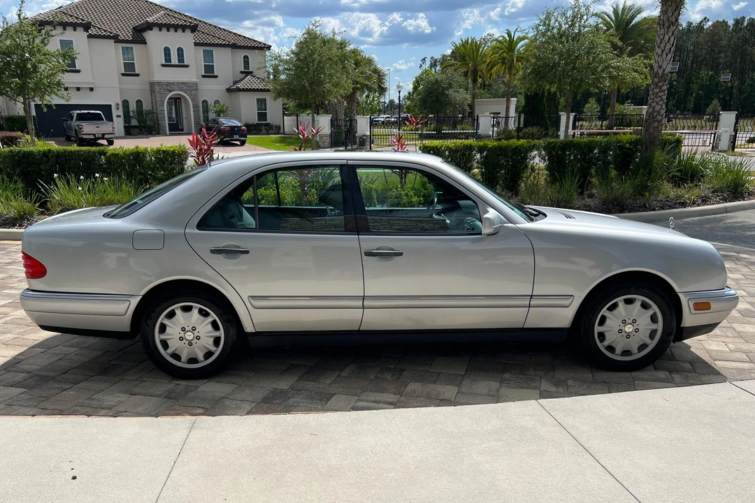 1998 Mercedes-Benz W210 E-Class - Image 3 of 31