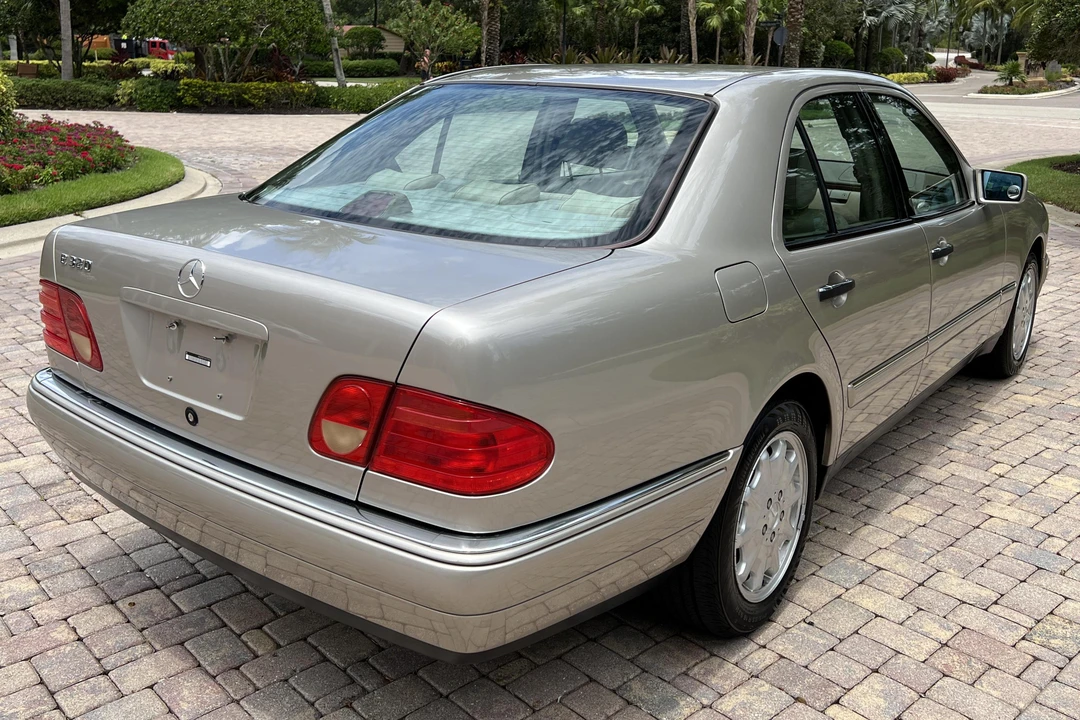 1998 Mercedes-Benz W210 E-Class - Image 4 of 5