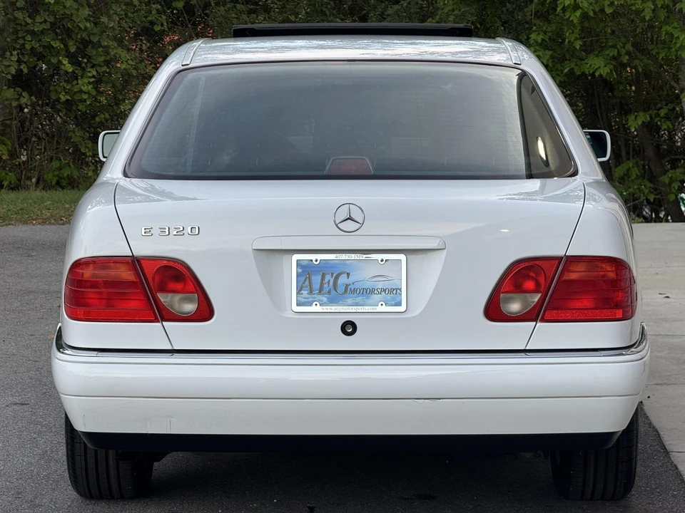 1998 Mercedes-Benz W210 E-Class - Image 11 of 31