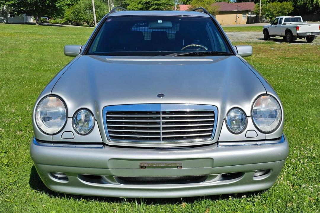 1998 Mercedes-Benz W210 E-Class - Image 2 of 31