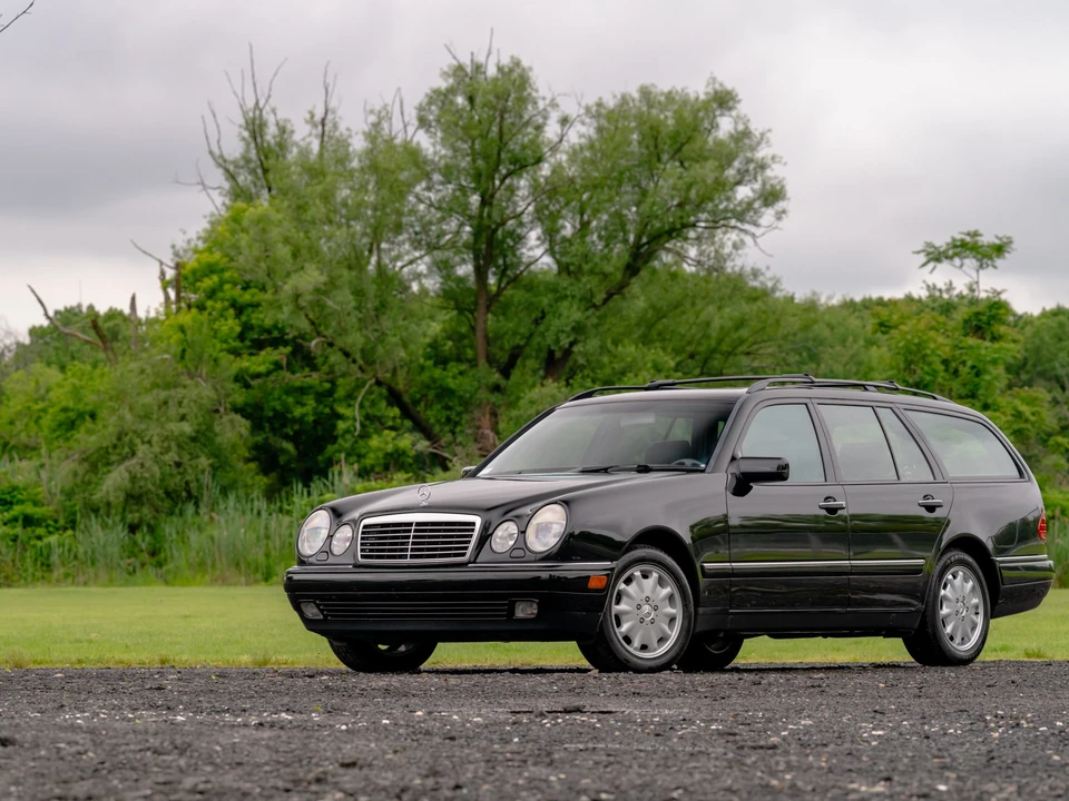 1998 Mercedes-Benz W210 E-Class - Image 2 of 31