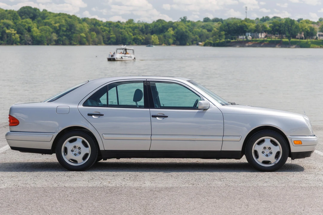 1998 Mercedes-Benz W210 E-Class - Image 3 of 31