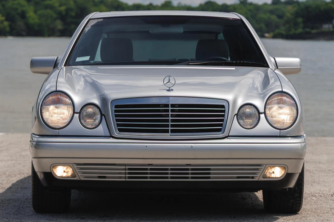 1998 Mercedes-Benz W210 E-Class - Image 2 of 31