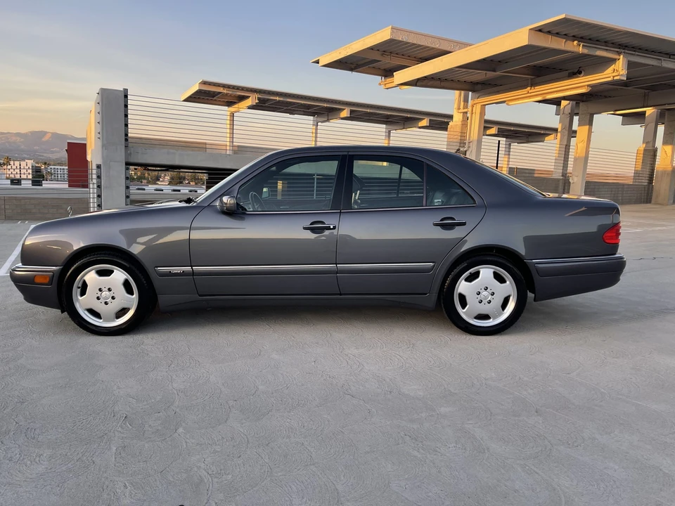 1998 Mercedes-Benz W210 E-Class - Image 2 of 31