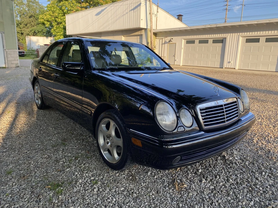 1998 Mercedes-Benz W210 E-Class - Image 9 of 31