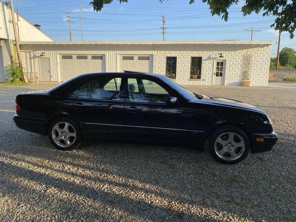 1998 Mercedes-Benz W210 E-Class - Image 11 of 31
